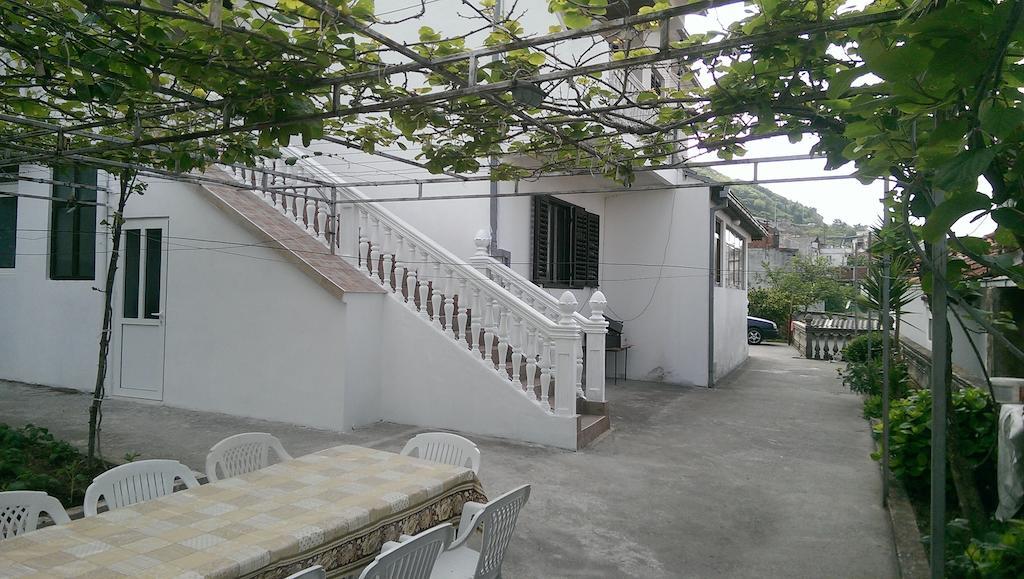 Guesthouse Sinani Улцинь Экстерьер фото